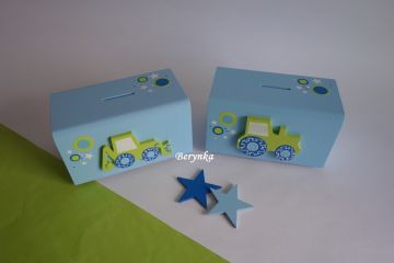 Dřevěná pokladnička s bagrem