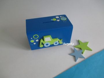 Dřevěná pokladnička s bagrem