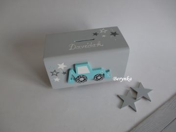 Dřevěná pokladnička s bagrem