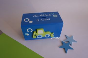 Dřevěná pokladnička s bagrem