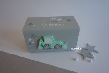 Dřevěná pokladnička s bagrem