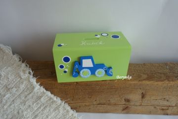 Dřevěná pokladnička s bagrem