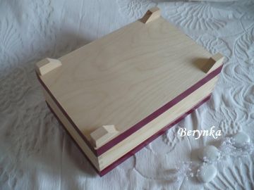 Svatební truhlička se srdíčky