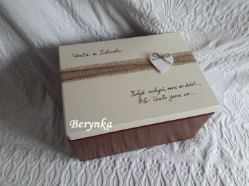 Svatební bedýnka s jutou a srdíčkem - k oznámení