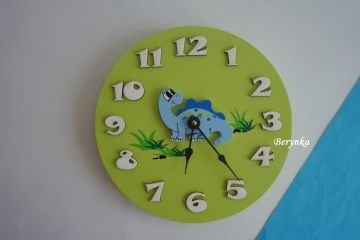 Hodiny s dinosaurem - kulaté/čtvercové