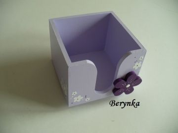 Dvojitý stojánek s kytičkou