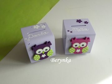 Dřevěná pokladnička se sovičkou