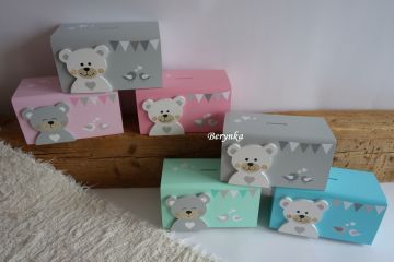 Dřevěná pokladnička v nordic stylu - s medvídkem