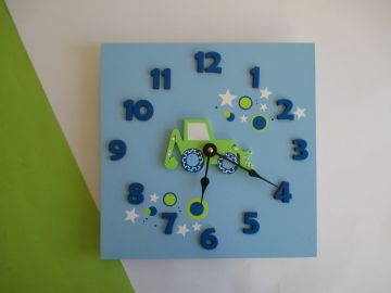 Hodiny s bagrem - kulaté/čtvercové