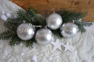 Vánoční baňky se jménem - stříbrné