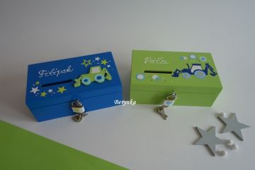 Dřevěná pokladnička s bagrem