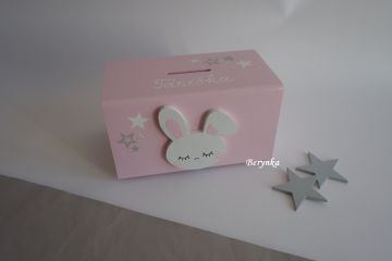 Dřevěná pokladnička s hlavou zajíčka