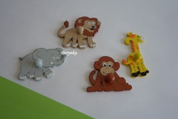 Dětský věšáček zvířátko
