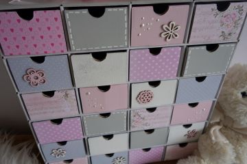 Šperkovnice s adventním kalendářem - v růžové a šedé