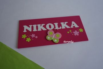 Cedulka se jménem - s motýlkem