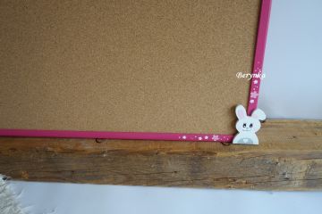 Nástěnka se zajíčkem