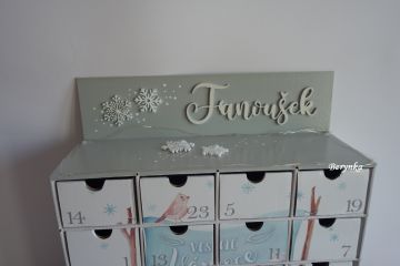 Adventní kalendář s vyřezaným jménem *motiv č. 3*