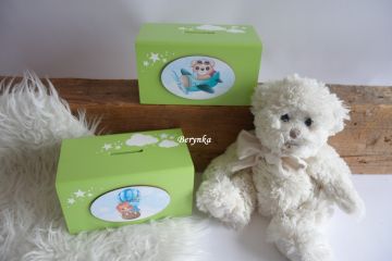 Dřevěná pokladnička s obrázky