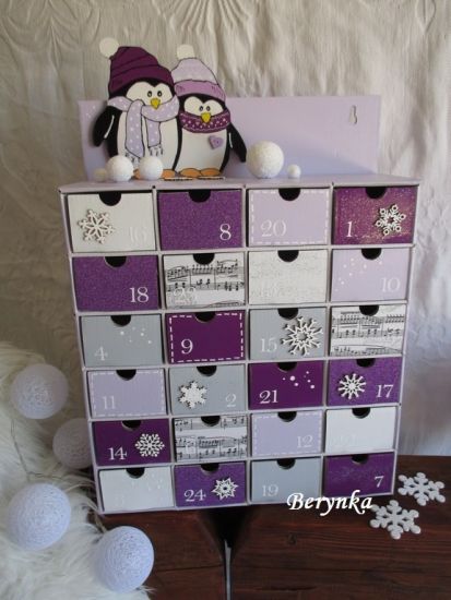 Adventní kalendář fialový s tučňáky