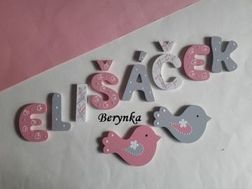 Dřevěná písmenka pro děti