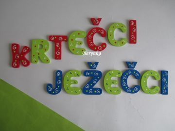 Dřevěná písmenka pro děti