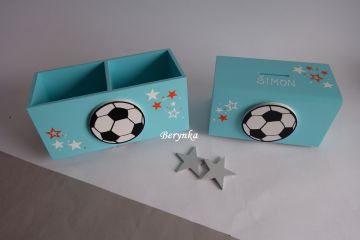 Dřevěný stojánek na tužky - fotbalový