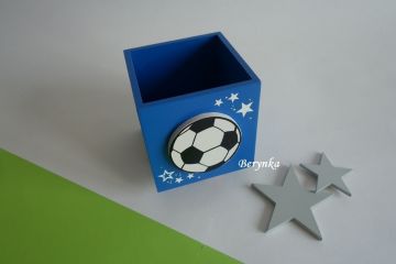 Dřevěný stojánek na tužky - fotbalový