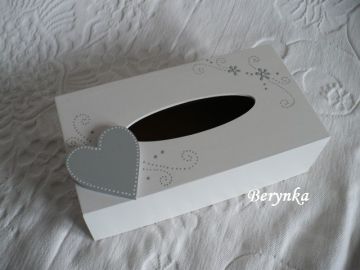 Krabička na kapesníky se srdíčkem