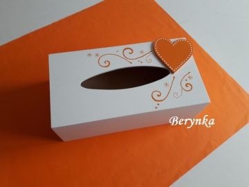 Krabička na kapesníky se srdíčkem