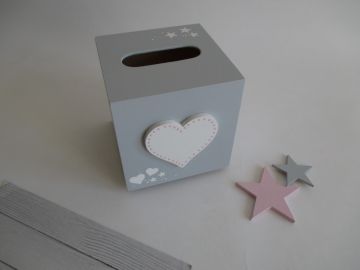 Krabička na kapesníky se srdíčkem