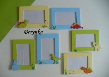 Dřevěný fotorámeček s dinosaury