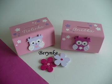 Dřevěná pokladnička se sovičkou