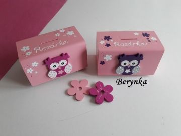 Dřevěná pokladnička se sovičkou