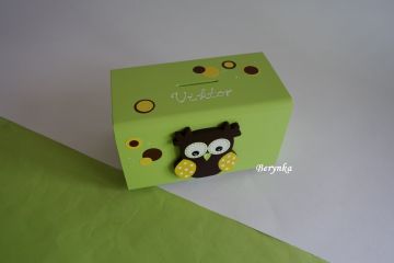 Dřevěná pokladnička se sovičkou