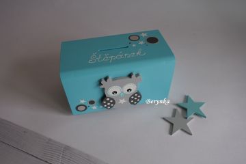 Dřevěná pokladnička se sovičkou