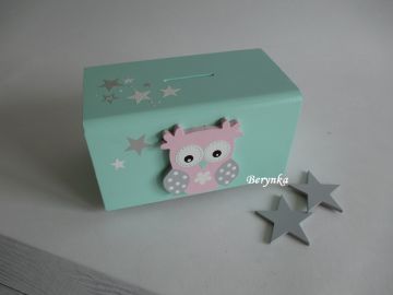 Dřevěná pokladnička se sovičkou