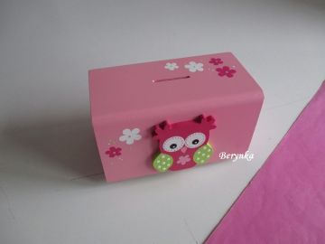 Dřevěná pokladnička se sovičkou