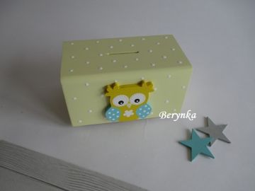 Dřevěná pokladnička se sovičkou