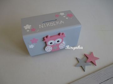 Dřevěná pokladnička se sovičkou