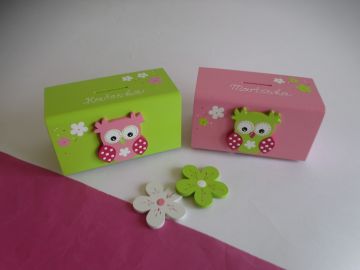 Dřevěná pokladnička se sovičkou