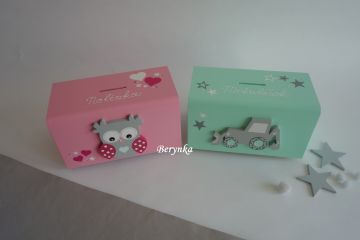 Dřevěná pokladnička se sovičkou