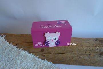 Dřevěná pokladnička se sovičkou