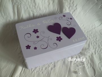 Svatební bedýnka se srdíčky