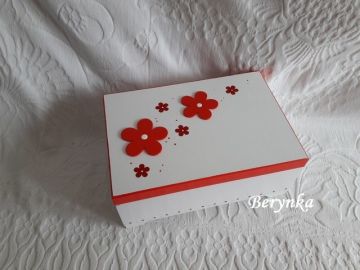 Svatební truhlička s kytičkami