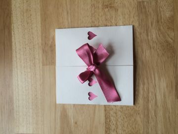 Svatební bedýnka s mašlí - podle oznámení