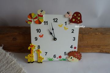 Dětské hodiny se zvířátky