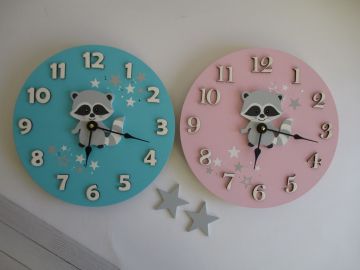 Hodiny s mývalem - kulaté/čtvercové