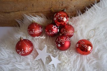 Vánoční baňky se jménem, malované - červené