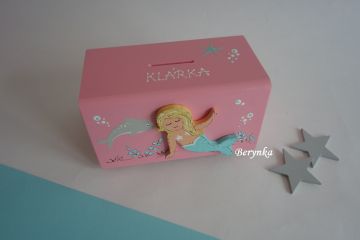 Dřevěná pokladnička s mořskou pannou