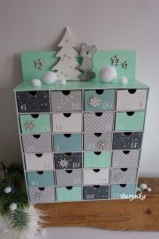 Adventní kalendář mátový s medvídkem - různá provedení
